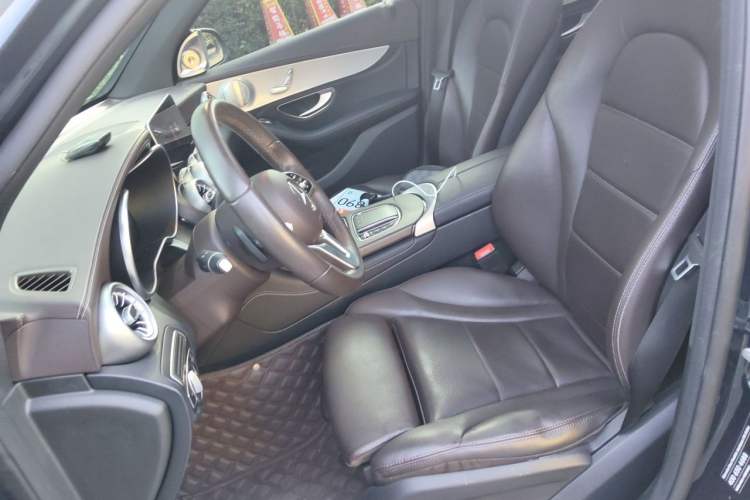 Used Mercedes-Benz GLC 2020 Facelifted GLC 260 L 4MATIC Dynamic Edition Left Front Seat