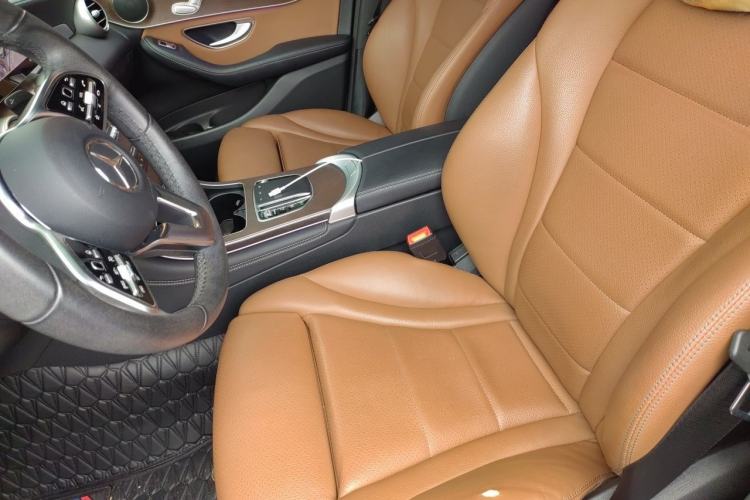 Used Mercedes-Benz GLC 2020 Facelift GLC 260 L 4MATIC Luxury Edition Left Front Seat