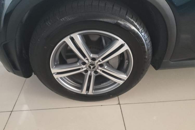 Used Mercedes-Benz GLC 2020 GLC 260 L 4MATIC Luxury Model Left Front Wheel Hub