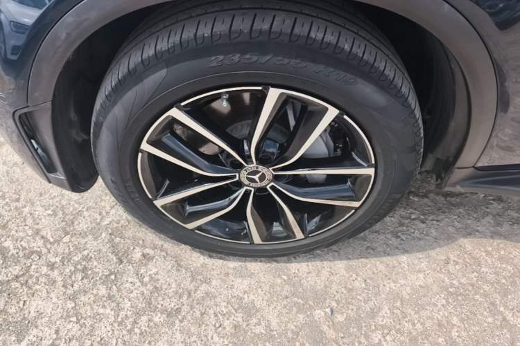 Used Mercedes-Benz GLC 2020 Facelift GLC 300 L 4MATIC Dynamic Edition Left Front Wheel Hub