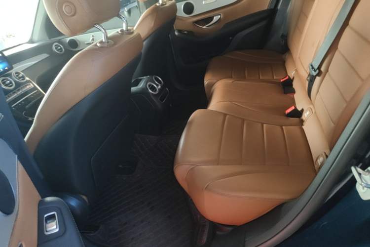 Used Mercedes-Benz GLC 2020 GLC 260 L 4MATIC Dynamic Model Left Rear Seat