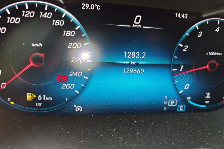 Used Mercedes-Benz GLC 2020 GLC 260 L 4MATIC Luxury Model Odometer Close Up
