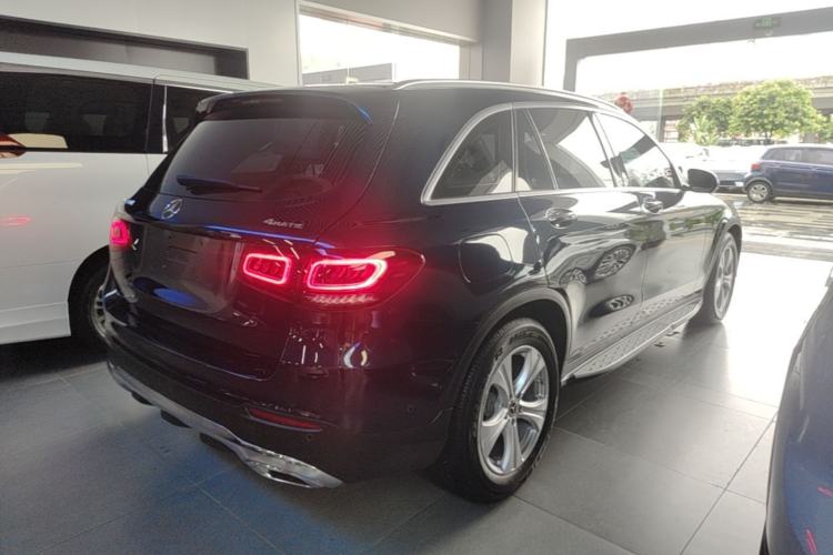 Used Mercedes-Benz GLC 2020 GLC 260 L 4MATIC Dynamic Model Rear Right 45 Deg