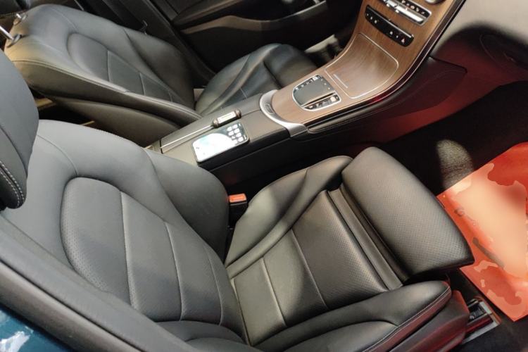 Used Mercedes-Benz GLC 2020 Facelifted GLC 300 L 4MATIC Luxury Edition Right Front Seat