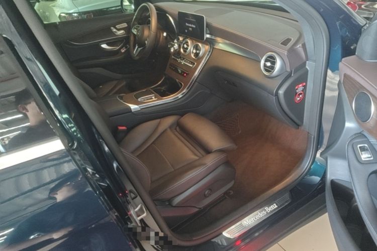 Used Mercedes-Benz GLC 2020 GLC 260 L 4MATIC Luxury Model Right Front Seat