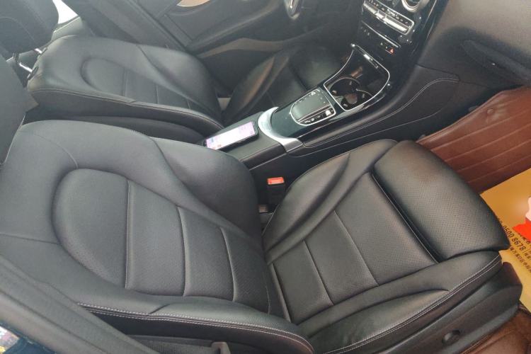 Used Mercedes-Benz GLC 2020 GLC 260 L 4MATIC Dynamic Model Right Front Seat
