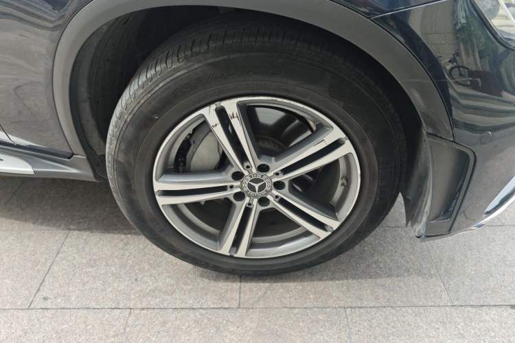 Used Mercedes-Benz GLC 2020 GLC 260 L 4MATIC Luxury Model Right Front Wheel Hub