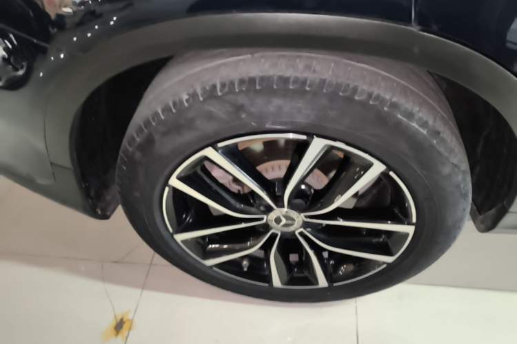 Used Mercedes-Benz GLC 2020 Facelift GLC 260 L 4MATIC Luxury Edition Right Rear Wheel Hub