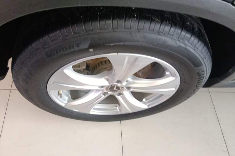 Used Mercedes-Benz GLC 2020 Facelifted GLC 260 L 4MATIC Dynamic Edition Right Rear Wheel Hub
