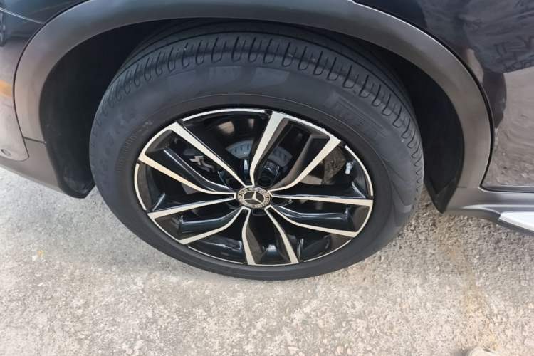 Used Mercedes-Benz GLC 2020 Facelift GLC 300 L 4MATIC Dynamic Edition Right Rear Wheel Hub
