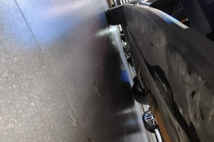 Used Mercedes-Benz GLC 2020 GLC 260 L 4MATIC Dynamic Model Right Side Sill