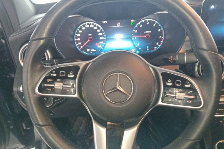 Used Mercedes-Benz GLC 2020 Facelifted GLC 260 L 4MATIC Dynamic Edition Steering Wheel