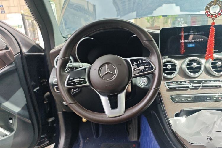 Used Mercedes-Benz GLC 2020 GLC 260 L 4MATIC Luxury Model Steering Wheel