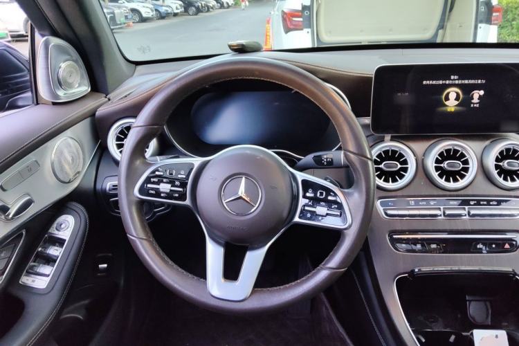 Used Mercedes-Benz GLC 2020 Facelifted GLC 260 L 4MATIC Dynamic Edition Steering Wheel