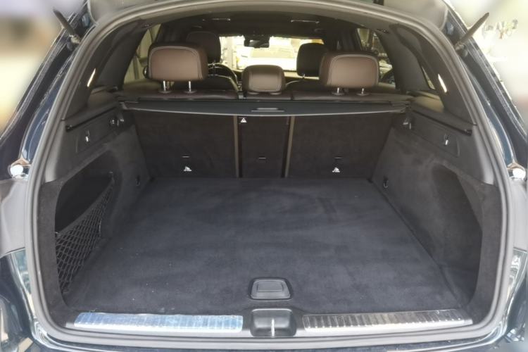 Used Mercedes-Benz GLC 2020 Facelift GLC 300 L 4MATIC Dynamic Edition Trunk