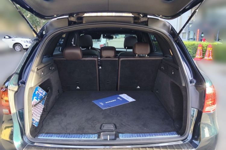 Used Mercedes-Benz GLC 2020 Facelifted GLC 260 L 4MATIC Dynamic Edition Trunk