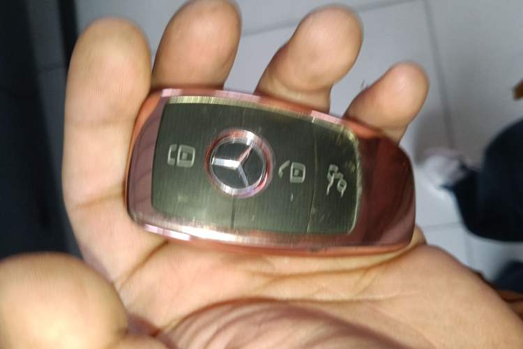 Used Mercedes-Benz GLC 2020 Facelifted GLC 260 L 4MATIC Dynamic Edition Vehicle Key