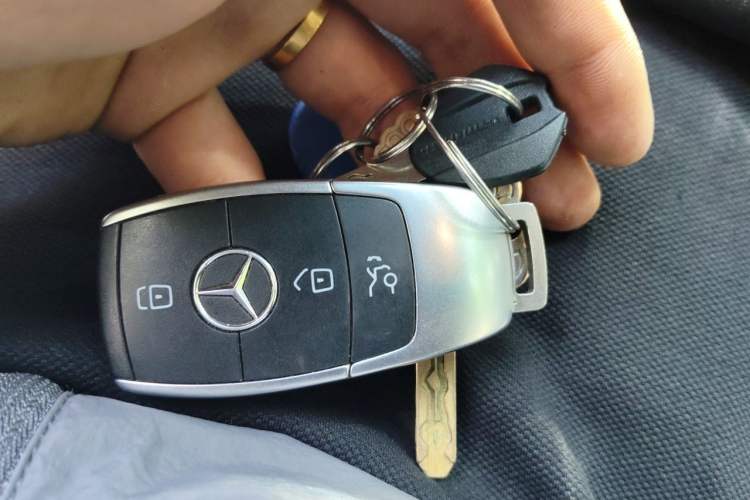 Used Mercedes-Benz GLC 2020 GLC 300 L 4MATIC Dynamic Edition Vehicle Key