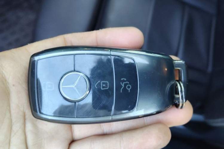 Used Mercedes-Benz GLC 2020 Facelifted GLC 260 L 4MATIC Dynamic Edition Vehicle Key