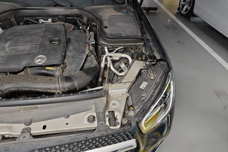 Used Mercedes-Benz GLC 2020 Facelift GLC 260 L 4MATIC Luxury Edition Engine Bay Left
