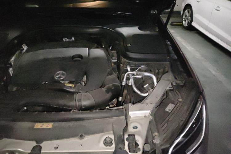 Used Mercedes-Benz GLC 2020 Facelift GLC 260 L 4MATIC Luxury Edition Engine Bay Left