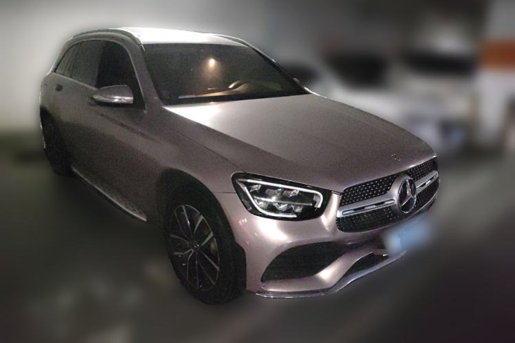 Used Mercedes-Benz GLC 2020 Facelift GLC 260 L 4MATIC Luxury Edition Front Right 45 Deg