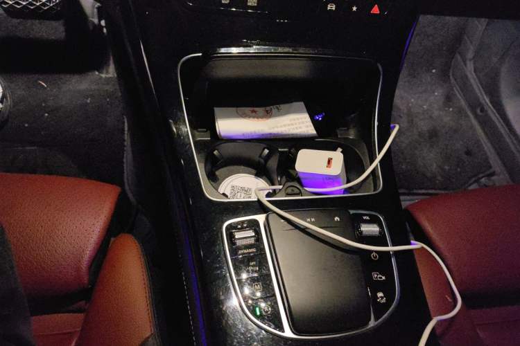 Used Mercedes-Benz GLC 2020 Facelift GLC 260 L 4MATIC Luxury Edition Gear Lever