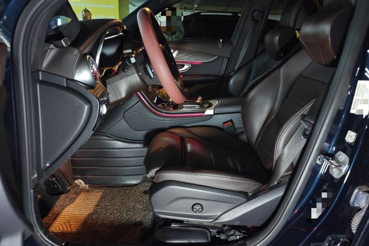Used Mercedes-Benz GLC 2020 Facelift GLC 260 L 4MATIC Luxury Edition Left Front Seat
