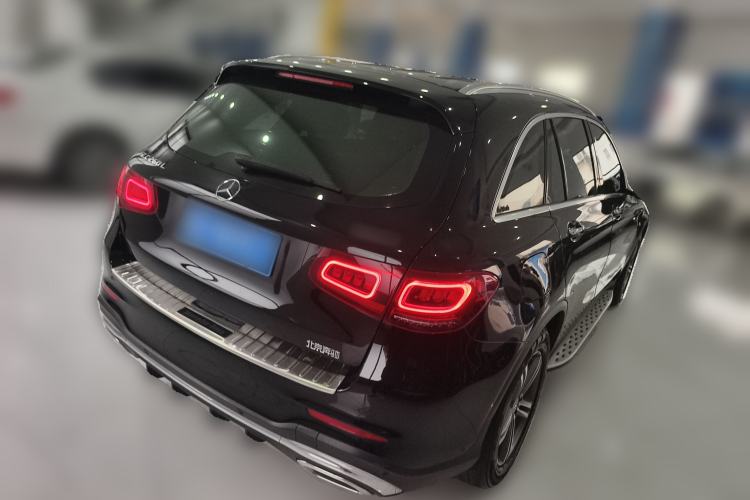 Used Mercedes-Benz GLC 2020 GLC 260 L 4MATIC Luxury Model Rear Right 45 Deg