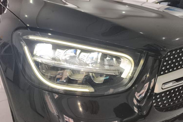Used Mercedes-Benz GLC 2020 GLC 260 L 4MATIC Luxury Model Right Front Headlight