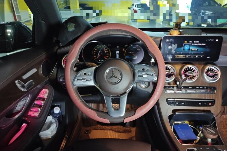 Used Mercedes-Benz GLC 2020 Facelift GLC 260 L 4MATIC Luxury Edition Steering Wheel