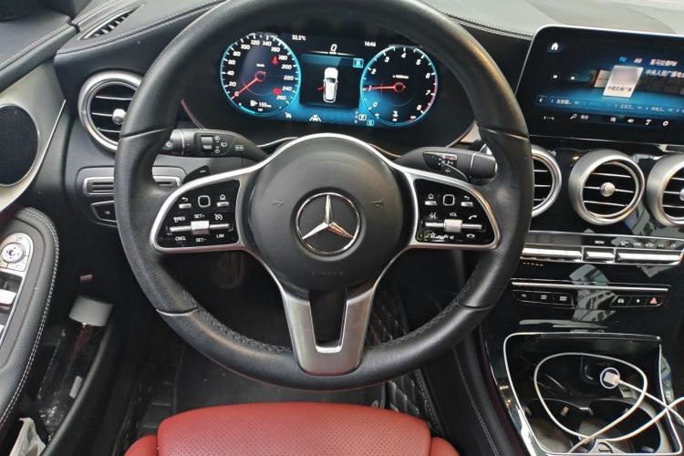Used Mercedes-Benz GLC 2020 GLC 300 L 4MATIC Dynamic Edition Steering Wheel