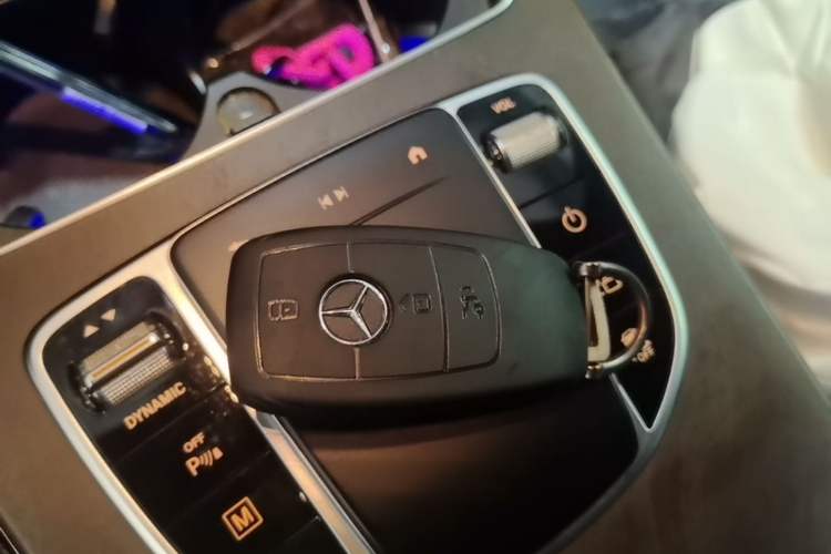 Used Mercedes-Benz GLC 2020 Facelift GLC 300 L 4MATIC Dynamic Edition Vehicle Key