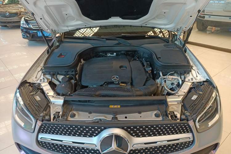 Used Mercedes-Benz GLC 2020 GLC 260 L 4MATIC Luxury Model Engine Bay