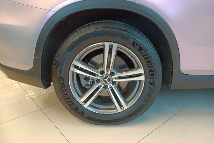 Used Mercedes-Benz GLC 2020 GLC 260 L 4MATIC Luxury Model Exterior 8