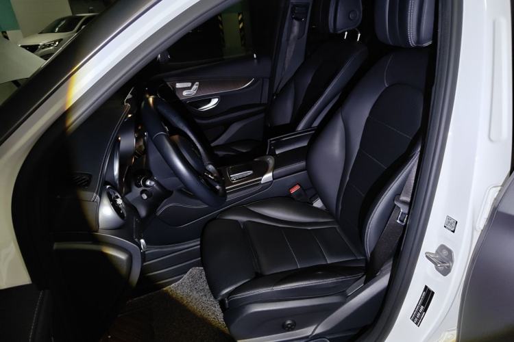 Used Mercedes-Benz GLC 2020 GLC 300 L 4MATIC Dynamic Edition Left Front Seat