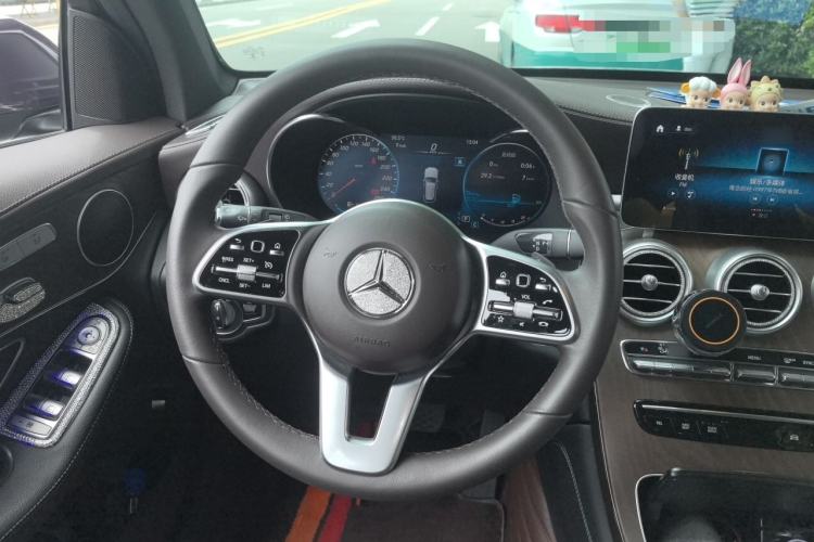 Used Mercedes-Benz GLC 2020 GLC 300 L 4MATIC Dynamic Edition Steering Wheel