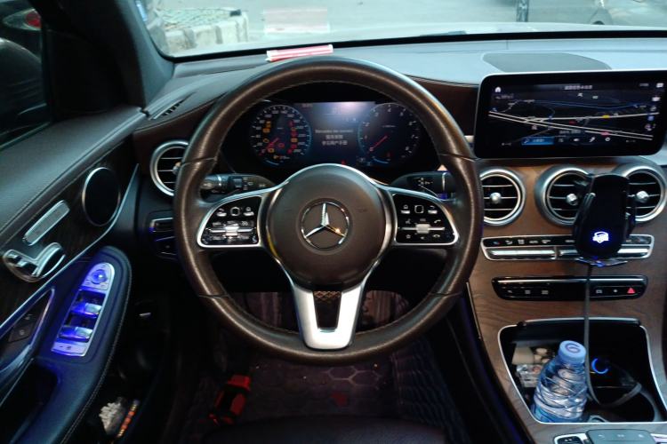 Used Mercedes-Benz GLC 2020 GLC 260 L 4MATIC Luxury Model Steering Wheel