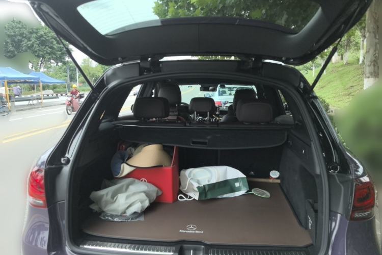 Used Mercedes-Benz GLC 2020 GLC 300 L 4MATIC Dynamic Edition Trunk
