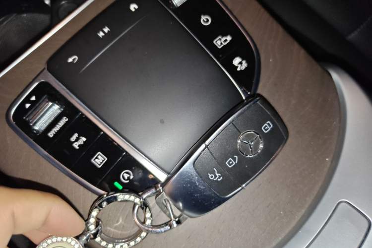 Used Mercedes-Benz GLC 2020 GLC 300 L 4MATIC Dynamic Edition Vehicle Key