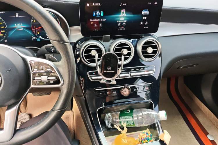 Used Mercedes-Benz GLC 2020 Facelifted GLC 260 L 4MATIC Dynamic Edition Audio And AC Panel