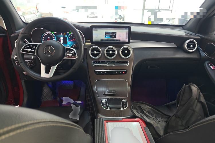 Used Mercedes-Benz GLC 2020 Facelift GLC 260 L 4MATIC Luxury Edition Center Console