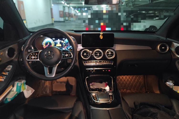 Used Mercedes-Benz GLC 2020 Facelifted GLC 260 L 4MATIC Dynamic Edition Center Console