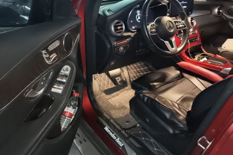 Used Mercedes-Benz GLC 2020 Facelift GLC 260 L 4MATIC Luxury Edition Driver Seat