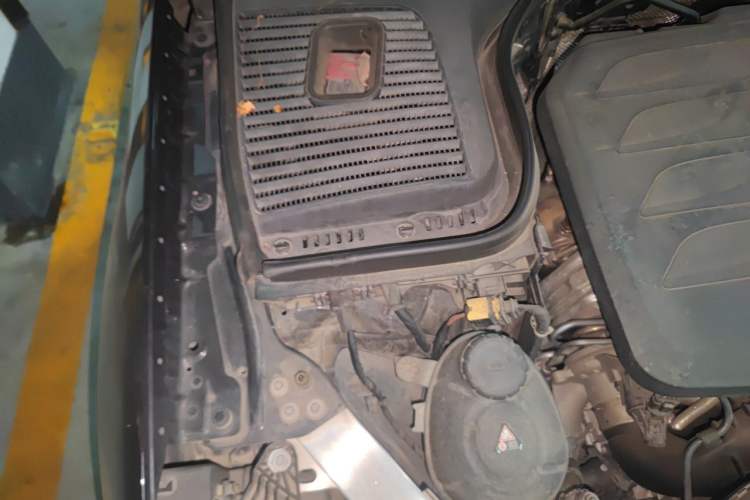 Used Mercedes-Benz GLC 2020 Facelifted GLC 260 L 4MATIC Dynamic Edition Engine Bay Right