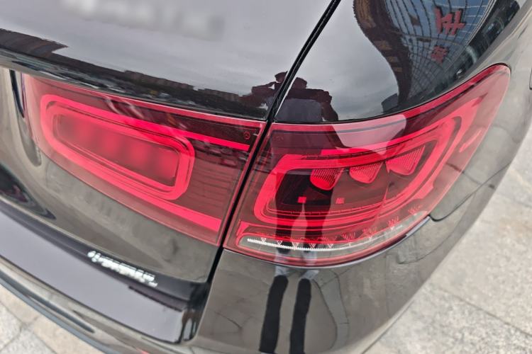 Used Mercedes-Benz GLC 2020 Facelift GLC 300 L 4MATIC Dynamic Edition Exterior 3