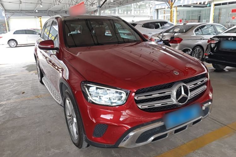 Used Mercedes-Benz GLC 2020 Facelifted GLC 260 L 4MATIC Dynamic Edition Front Right 45 Deg