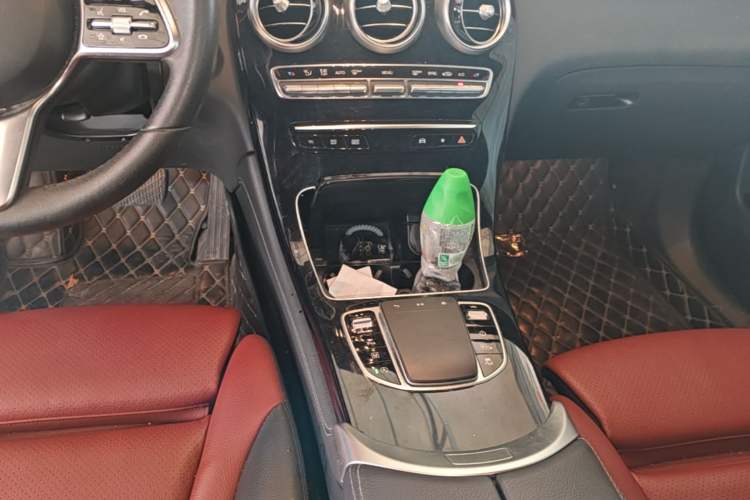 Used Mercedes-Benz GLC 2020 Facelifted GLC 260 L 4MATIC Dynamic Edition Gear Lever