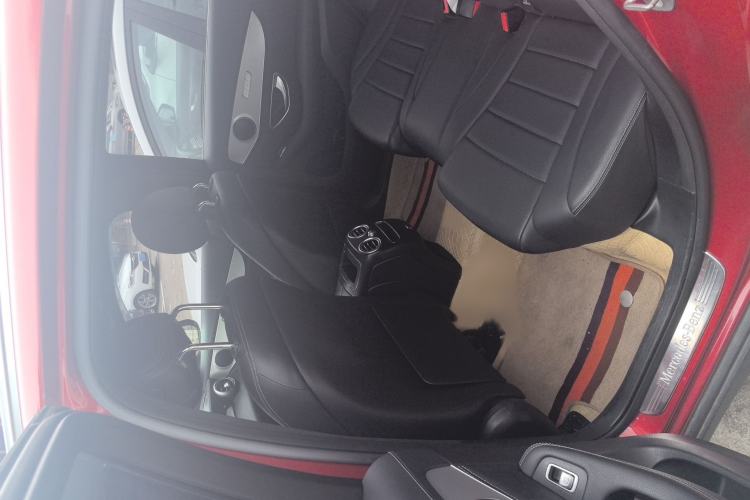 Used Mercedes-Benz GLC 2020 Facelifted GLC 260 L 4MATIC Dynamic Edition Interior 2