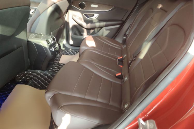 Used Mercedes-Benz GLC 2020 Facelift GLC 300 L 4MATIC Dynamic Edition Interior 4
